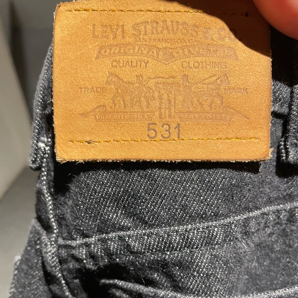 Levis jeans - Picture 3 of 3